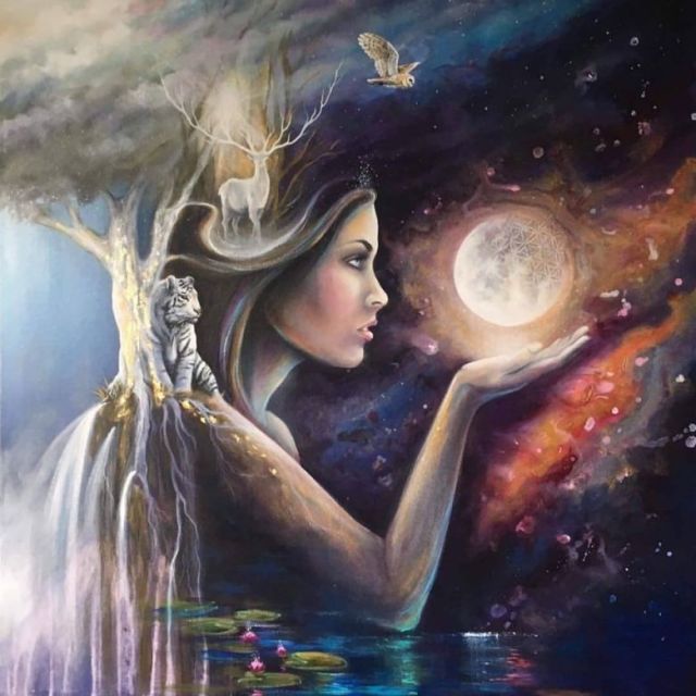 Moon art-by-linzy-arnott