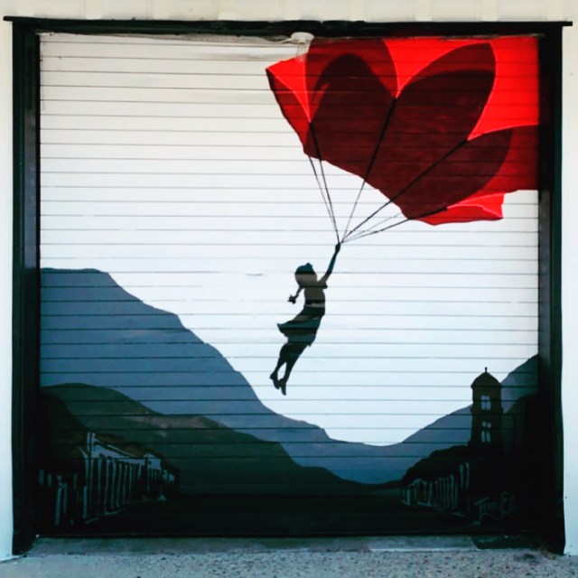 E9524F64-F170-45BC-B070-E21976320087